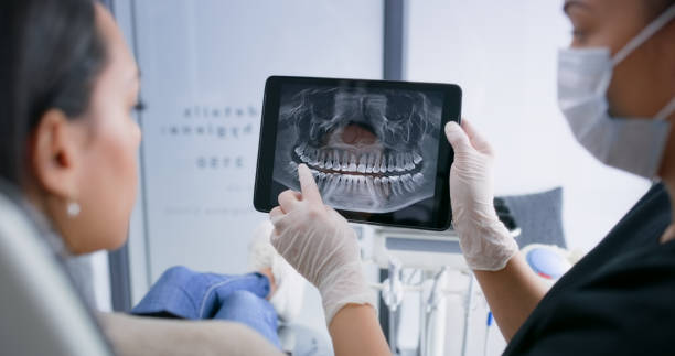 Best Broken or Chipped Tooth Repair in Home Gardens, CA